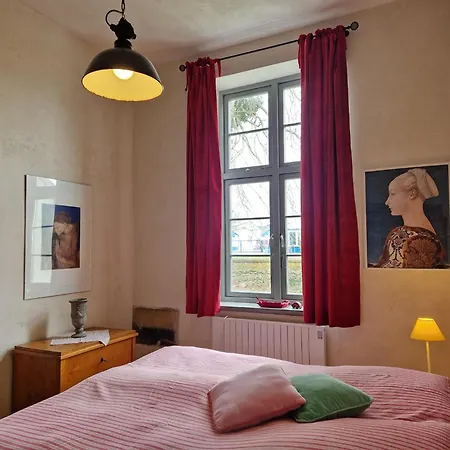 Lägenhet In Mit Terrasse *